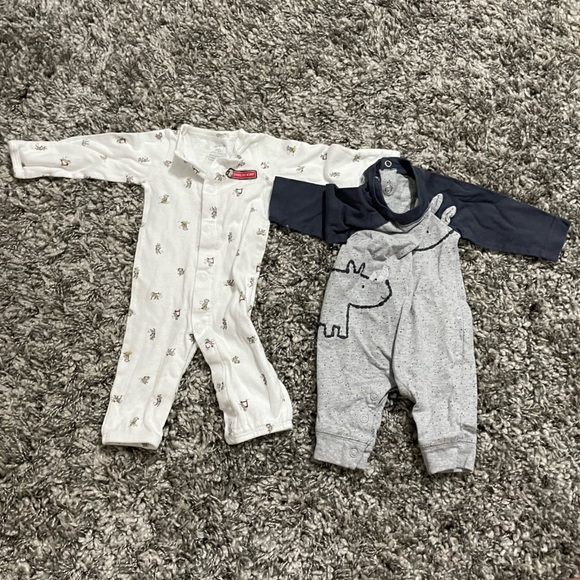 Newborn boy sleepers bundle - Picture 4 of 5